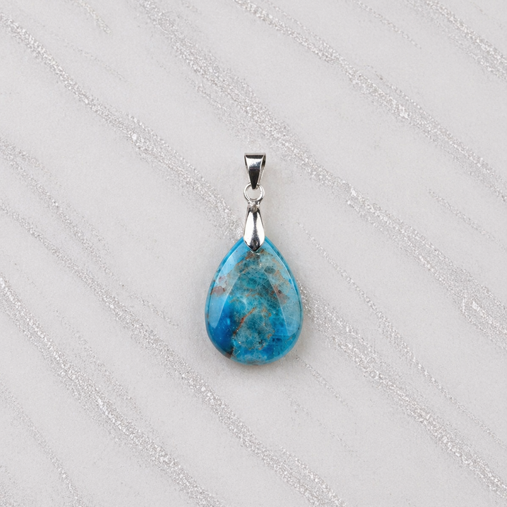 Ciondolo in Apatite Naturale Lucidata