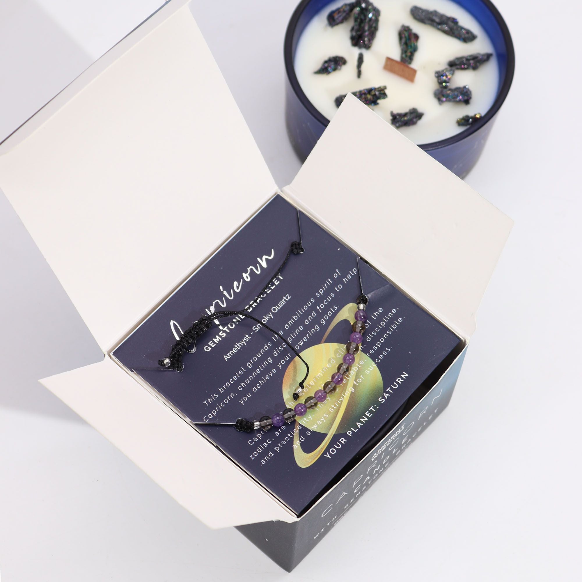 Candela Zodiacale Capricorno con Bracciale di Pietre Naturali – Fragranza Glaze Lapis Lazuli
