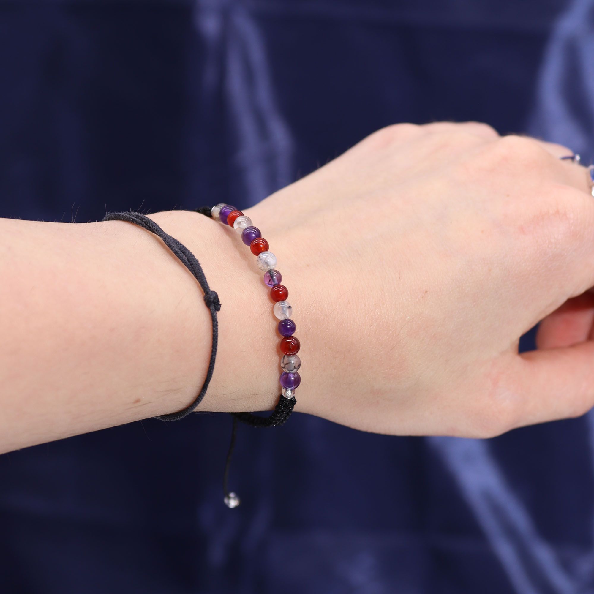 Candela Zodiacale Vergine con Bracciale di Pietre Naturali – Fragranza Tree Agate & Oud