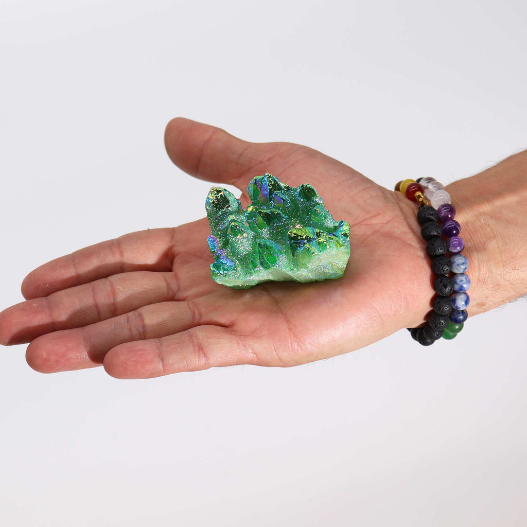 Quarzo Naturale Trattato – Aura Green Flame Quartz (circa 100–150 g, 7–10 cm)
