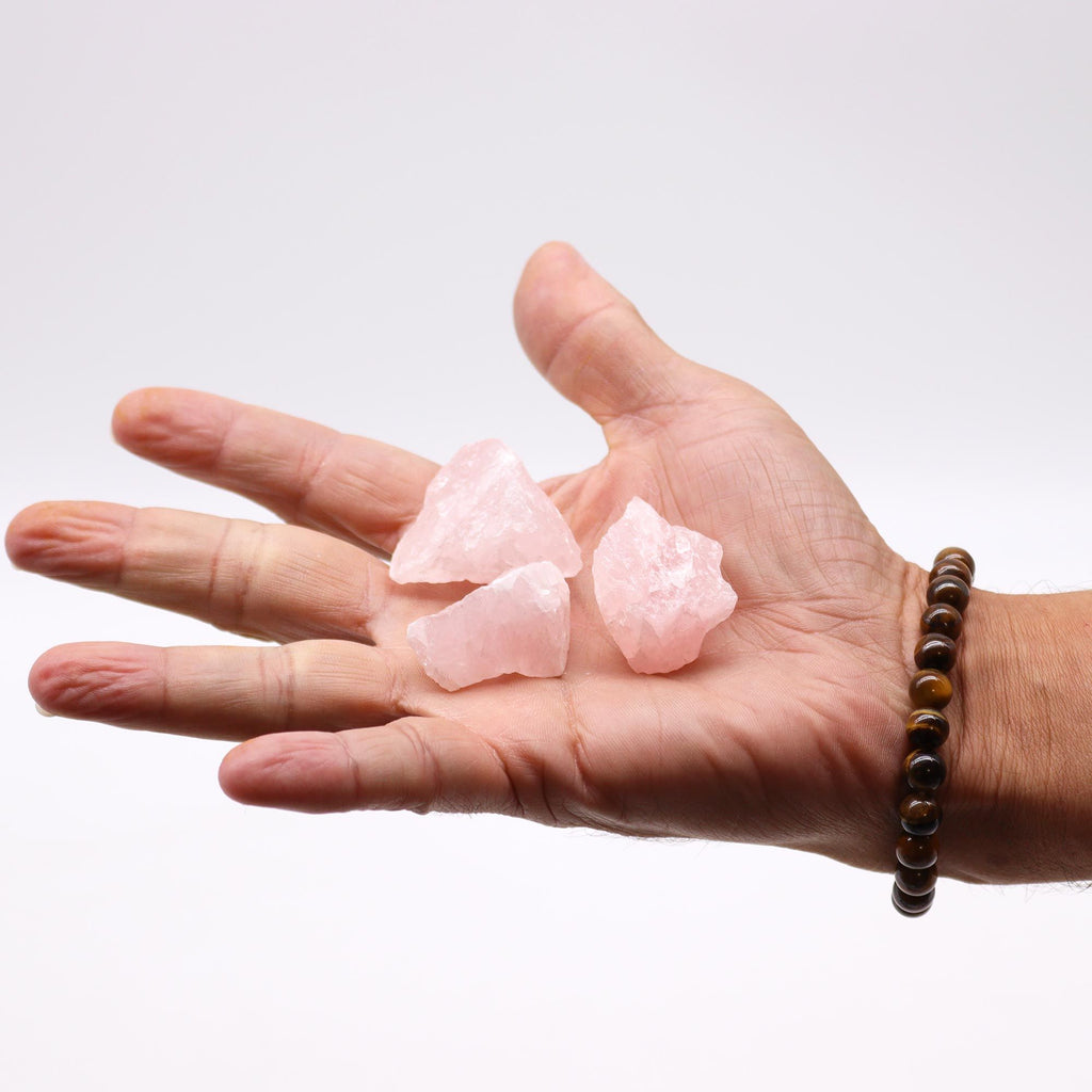 Cristalli Grezzi di Quarzo Rosa – Pietra Naturale dell’Amore (500 g)  Descrizione: