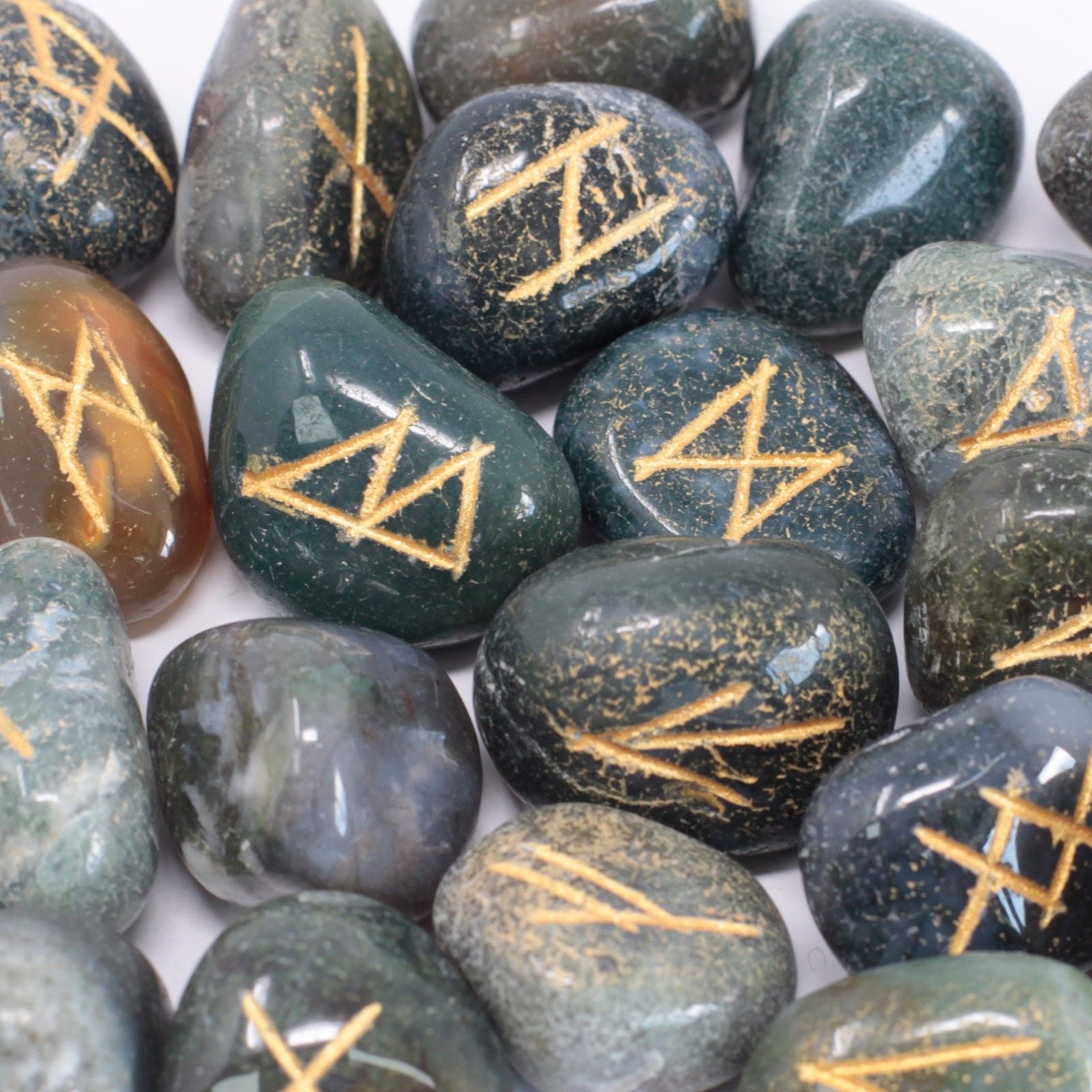 Rune Agata Muschiata Set da 25 Rune con Sacca Personalizzata