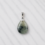 Ciondolo in Prehnite Naturale Lucidata
